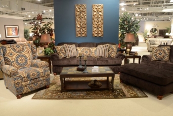 4347_belmont_mahogany_room_sr.jpg